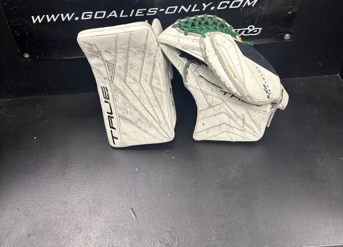 Used True Catalyst Px3 glove and blocker
