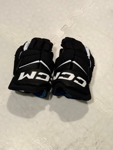 CCM JetSpeed FT880 Gloves 12" (New)