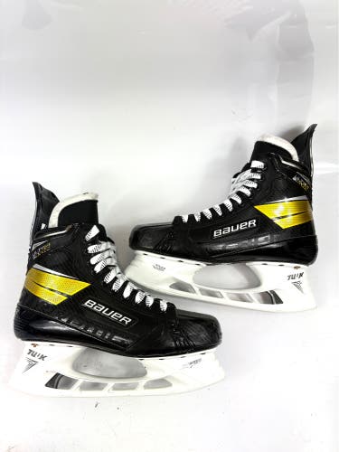 Bauer Supreme Ultrasonic Hockey Skates Regular Width Pro Stock 10 (Used)