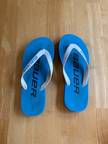 Blue Unisex Size M 7.0 (W 8.0) Adult Bauer Flip Flops