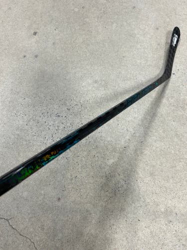 Junior Bauer Twitch Hockey Stick | LH P92