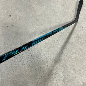 Junior Bauer Pulse Hockey Stick | LH P92