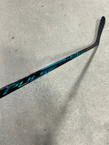 Junior Bauer Pulse Hockey Stick | LH P92