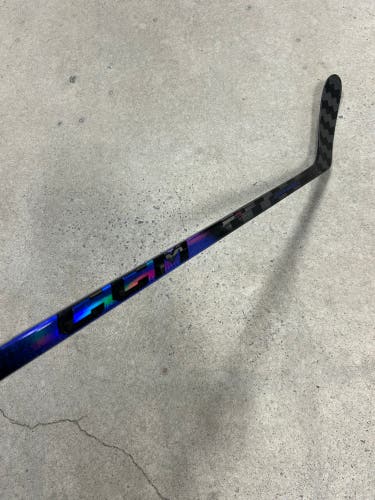 Junior CCM Ribcor Trigger 10 Pro Hockey Stick | P28+1/4