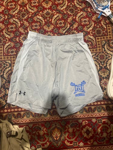 Hampton Lacrosse Gray Medium Men's Under Armour Shorts (New)
