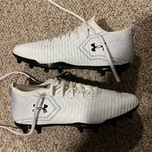 White Under Armour Blur Lacrosse Cleats Size M 11 Very lightly used