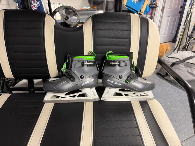 Bauer Konekt Hockey Goalie Skates Regular Width Size 5 (Used)