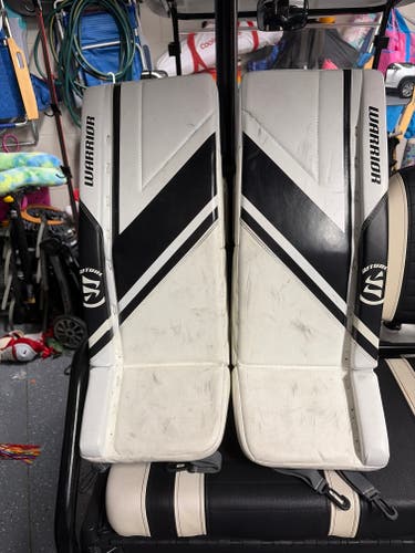 26" Warrior Ritual G6 E+ Goalie Leg Pads (Used)