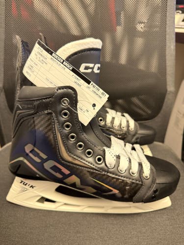 *PRO STOCK* CCM FT8 PRO SKATE - 10.0 REG - BROCK BOESER