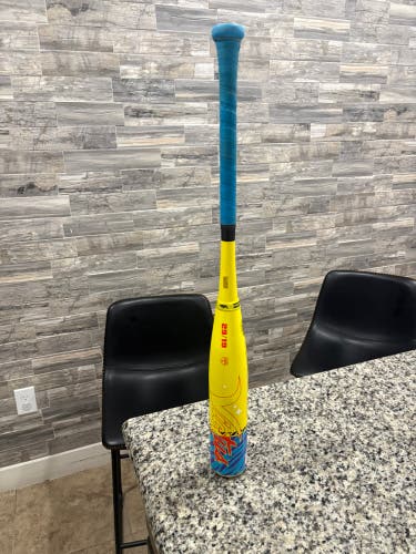 2026 Victus Nova Lit Composite USSSA Certified Bat (-10) 19 oz 29" (Used)