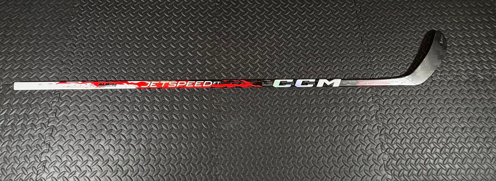2026 New Model - Senior CCM FT9 Pro Right Handed Hockey Stick P28 