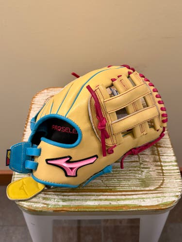 NWT 2025 Mizuno Pro Select Fastpitch Softball Glove 12" (New)