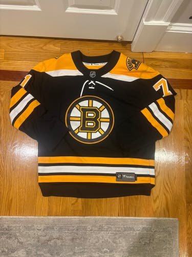 Fanatics Boston Bruins Taylor Hall Jersey (New)