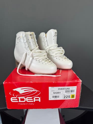 EDEA Overture Figure Skates size 225b (New)