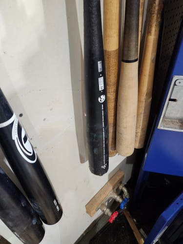 DeMarini The Goods One Piece Alloy BBCOR Certified Bat (-3) 29 oz 32" (Used)