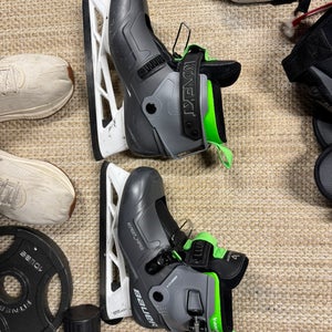 2022 Bauer Konekt HF2 Hockey Goalie Skates Regular Width 8 - used for 3 months