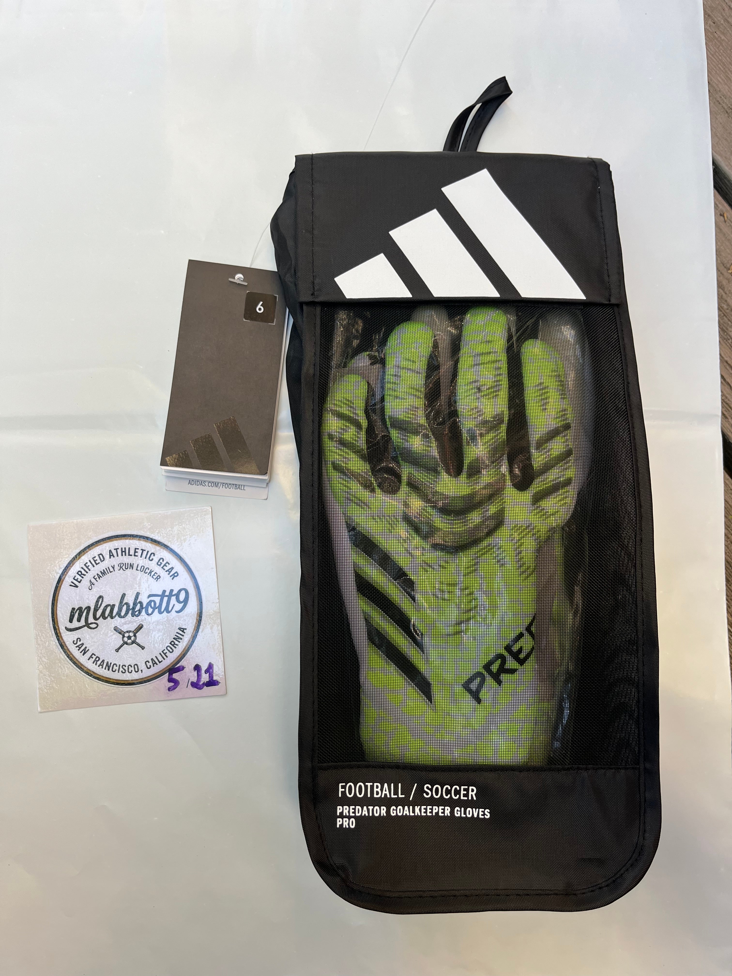 NEW Size 6 Adidas Predator PRO GRADE Goalkeeper Gloves 