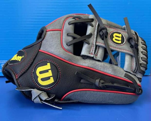 NEW! Wilson A450 11.5" Youth Baseball Infield Glove (Left Catch)