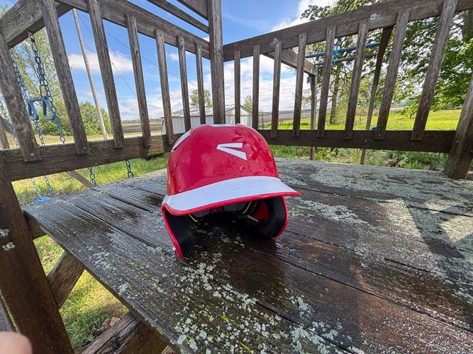 Red Easton Z5 Batting Helmet JR (Used)