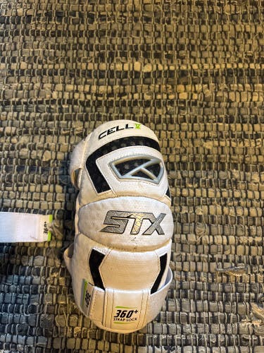 Large Youth STX Stallion 500 Arm Pads (Used)