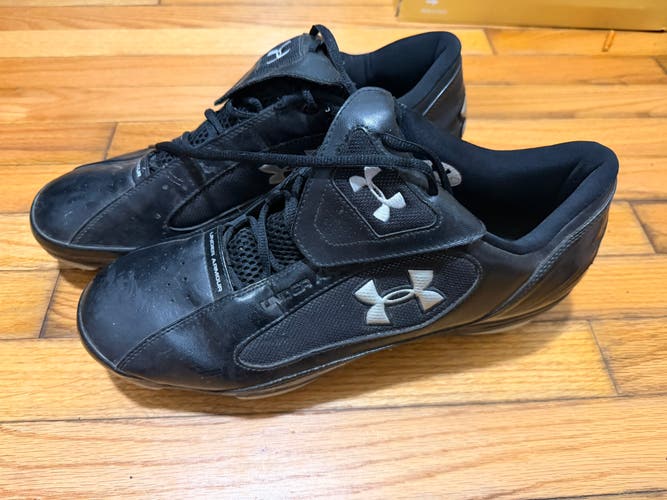 Black Men's Size 13.0 (W 14.0) Under Armour Low Top Metal (Used)