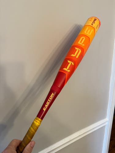 2025 Easton Hype Fire Composite USSSA Certified Bat (-10) 20 oz 30" (Used)