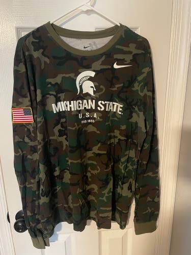 Large Men's Michigan State USA Shirt