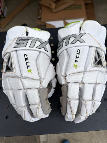 STX Cell V Lacrosse Gloves (Used)