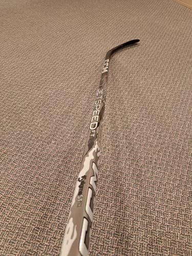 Senior CCM FT9 Pro Left Hand Hockey Stick P28 70 Flex (New) Red, Gray, Blue, Lt Blue