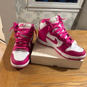Unisex Size M 6.5 (W 7.5) Nike Dunk High Shoes (Used)