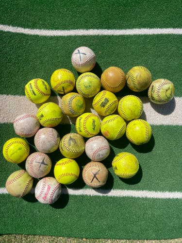 Fast pitch Softballs (25)