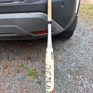 2024 DeMarini Lady cartel Composite Bat 26 oz (Used)