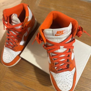 Orange Unisex Size M 6.5 (W 7.5) Youth Nike Dunk High Shoes (Used)