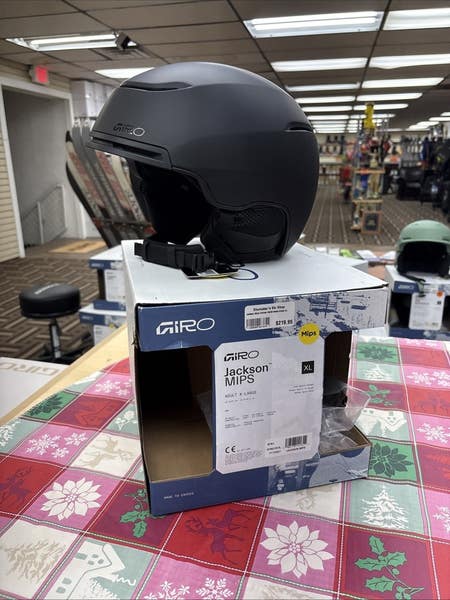 giro snowboard helmet size Ledge MIPS Matte Bark M The Giro Scale Helmet features Super Cool vents with Stack Vent technology to keep your head cool and prevent your goggles from fogging up Giro Jackson Mips Helmet L