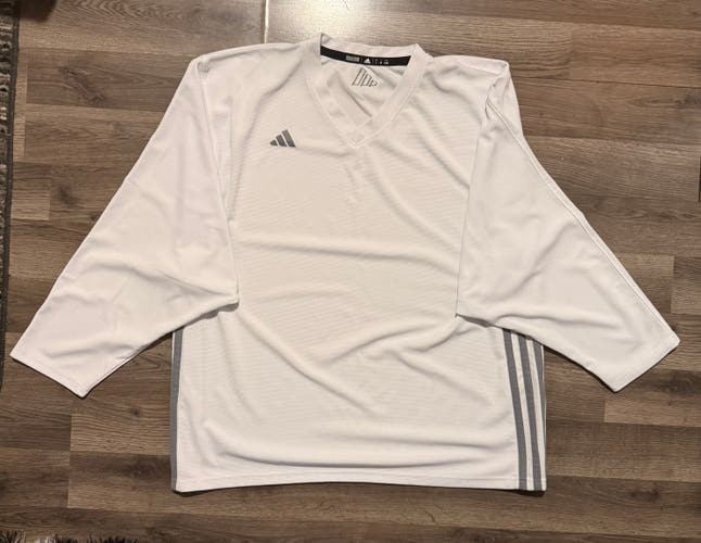 Black Large Men's Adidas Jersey (Used)