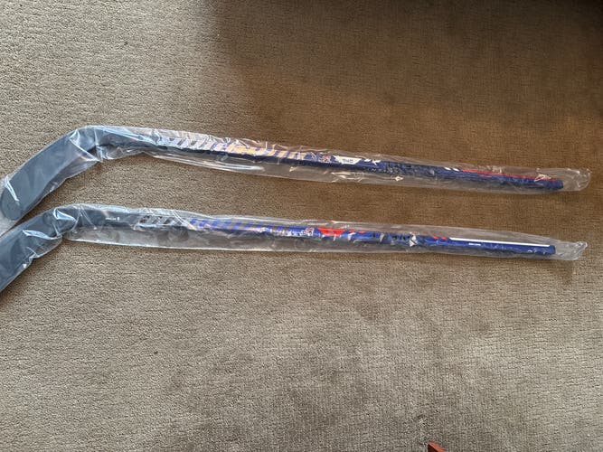 Senior Warrior Covert QR6 Pro Right Handed Hockey Stick P28 55 Flex Pro Stock (New)