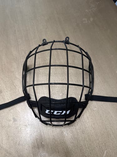 Large CCM FM580 Full Cage (Used)
