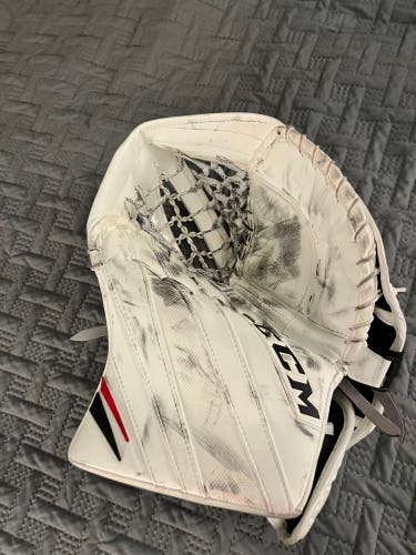 2021 CCM EFlex 5 Regular Pro Stock Catch Glove (Used)