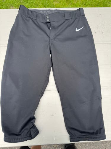 Black Kid's XL Youth Nike Game Pants (Used)