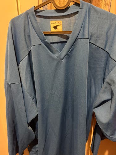 Blue Large Adult Unisex Jersey (Used)