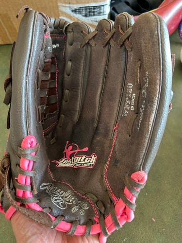 Rawlings RH WFP120 Softball Glove 12" (Used)