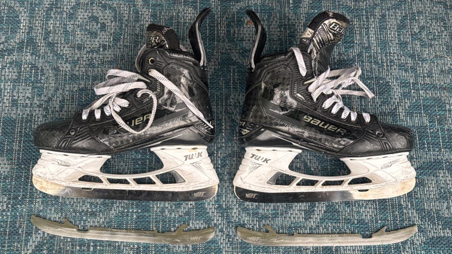 Bauer Supreme Mach 7.5 Bladetech steel
