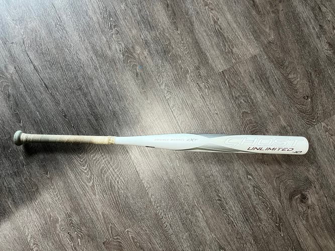 2023 Easton Ghost Unlimited nearly new Bat (-10) 24 oz 34"