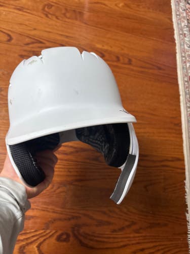 Large Victus Batting Helmet (Used)