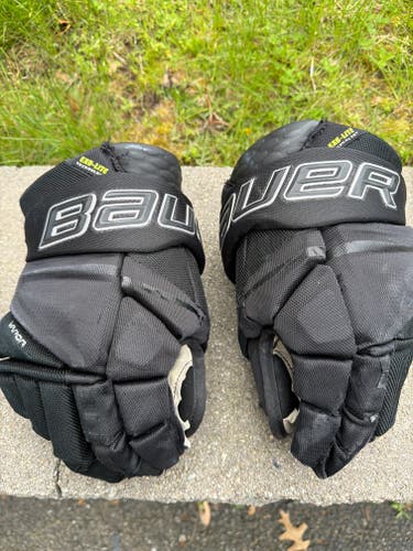 Bauer Vapor X Gloves 13" (Used)