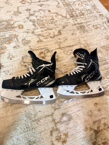 2024 CCM Tacks XF 90 Hockey Skates Regular Width 6.5 (Used)
