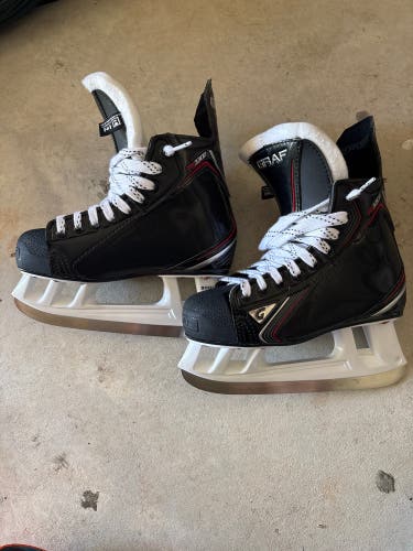 Graf PeakSpeed PK3300 Hockey Skates Regular Width Size 1.5 (New)