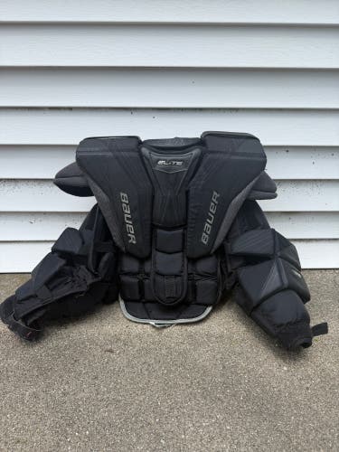 Intermediate Large Bauer Elite Goalie Chest Protector (Used)