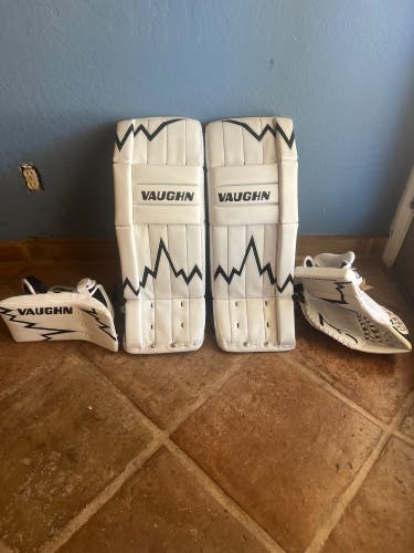 26" Vaughn Velocity Goalie Leg Pads Pro Stock (Used)