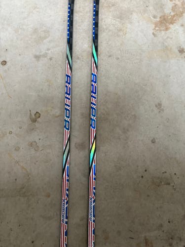 2 USA custom Intermediate Bauer Nexus Tracer Right Handed Hockey Stick P28 65 Flex Pro Stock (New)